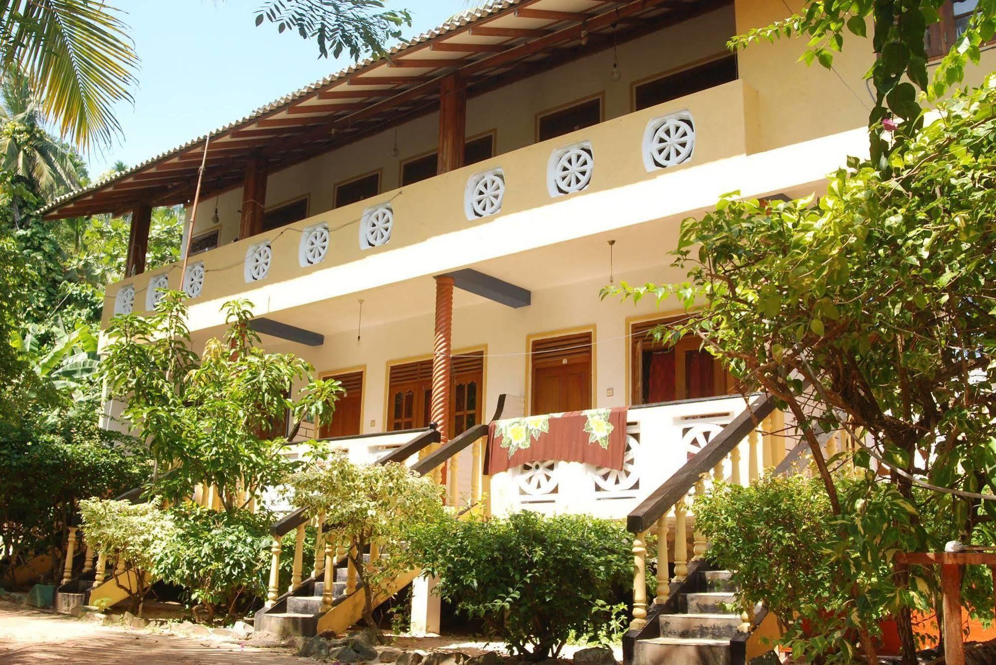 Dinu'S Resort Talaramba Dış mekan fotoğraf