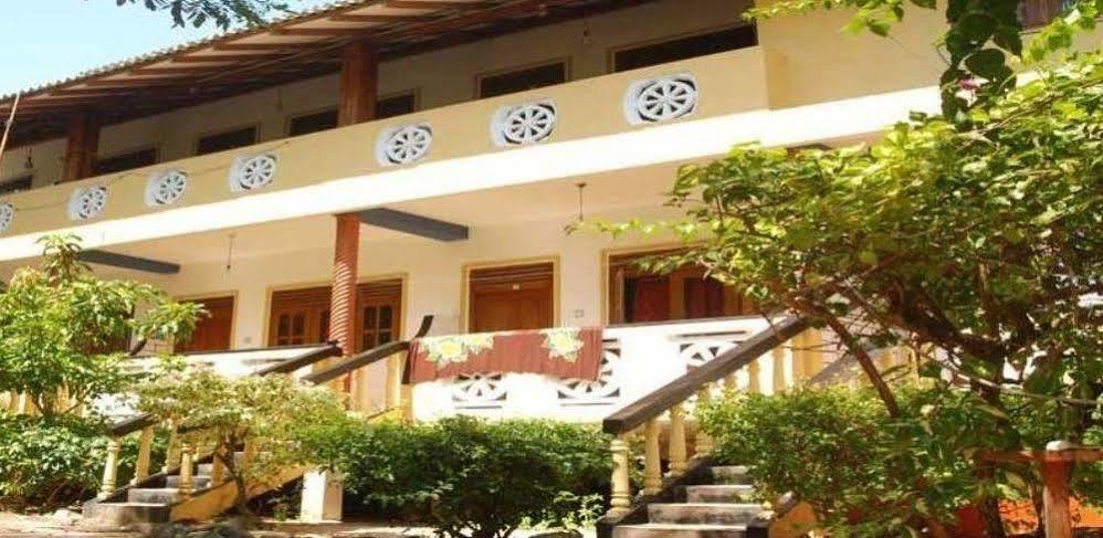 Dinu'S Resort Talaramba Dış mekan fotoğraf